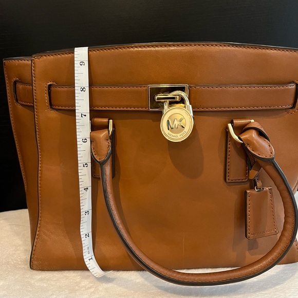 Michael Kors Purse - Bag - Picture 6 of 7